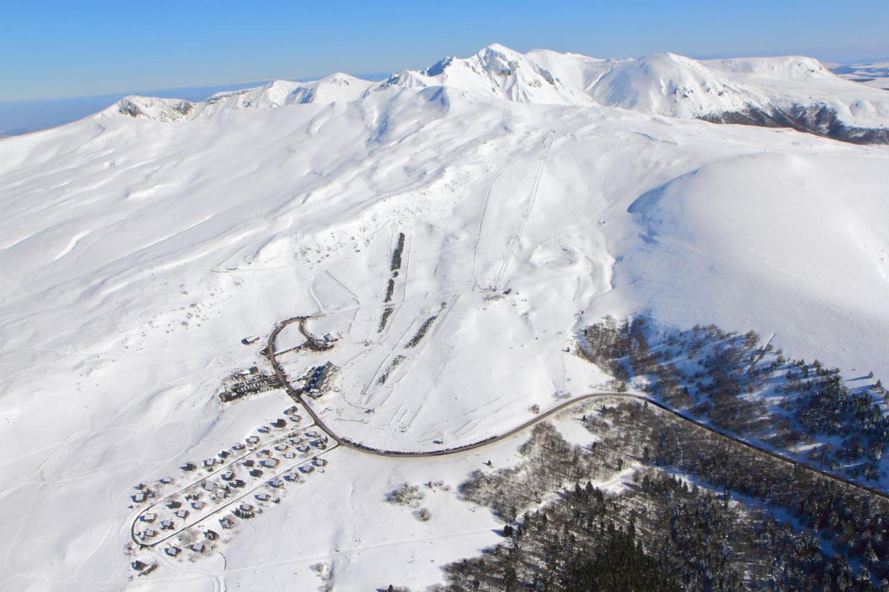 Sejour Au Coeur Des Volcans Saint-Ours  Extérieur photo